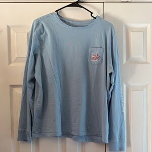 Vineyard Vines Holiday Ski Graphic long sleeve light Blue Shirt